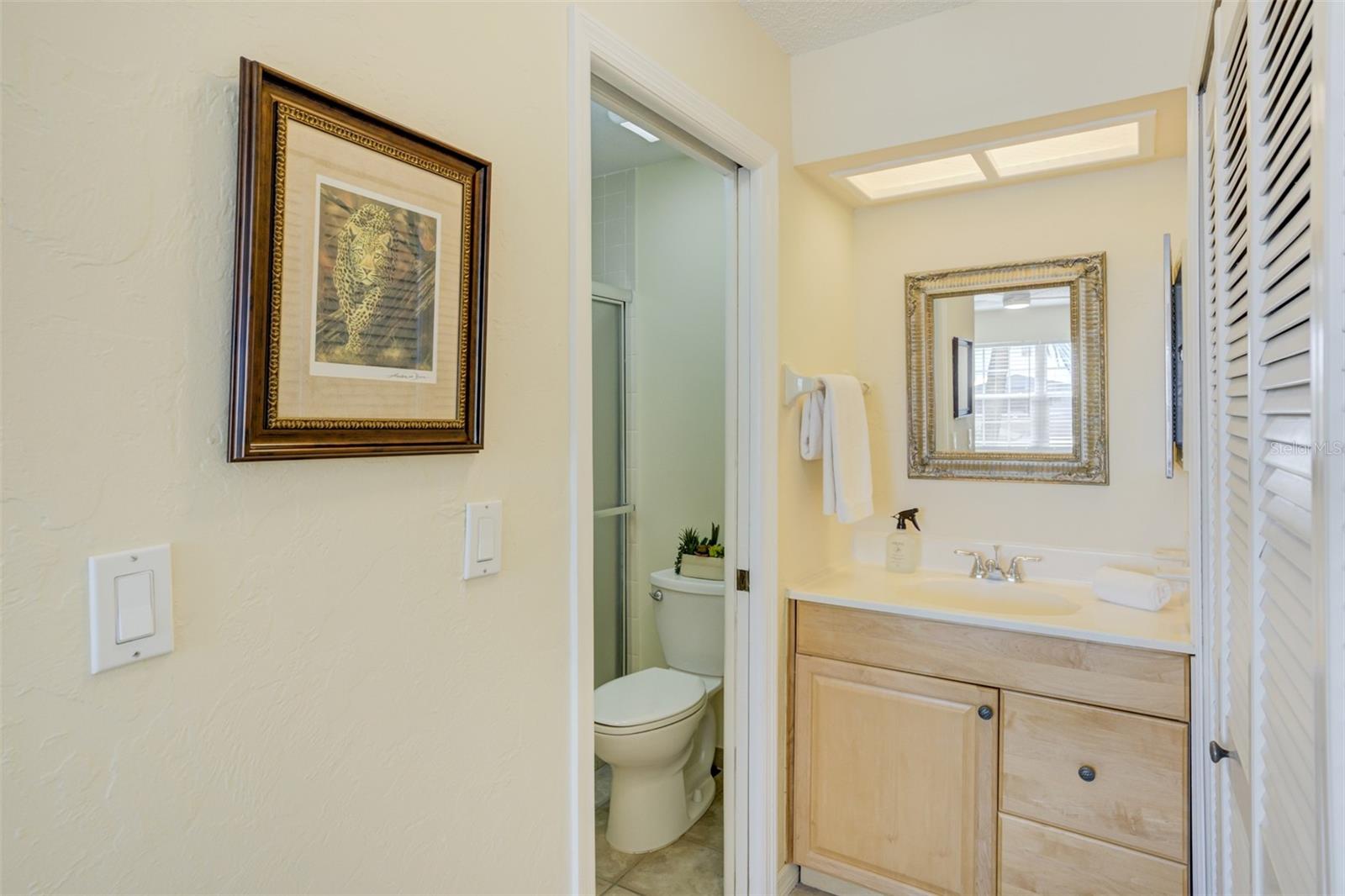 HARBOR POINTE CONDO - Residential