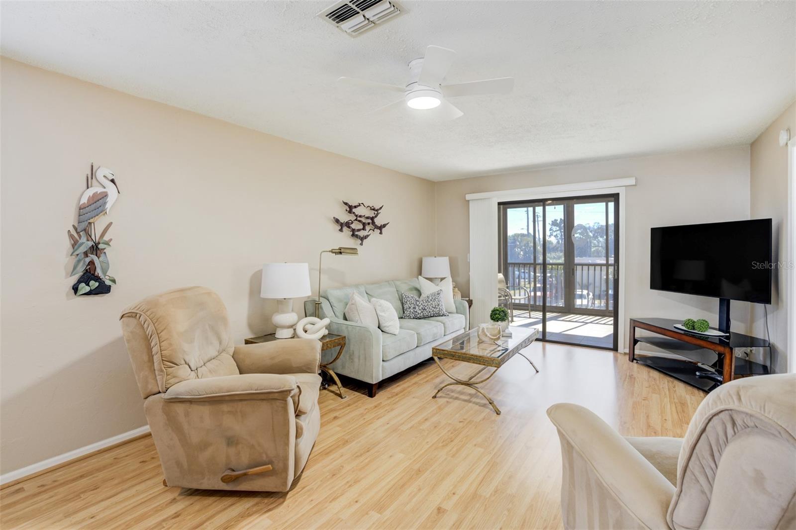 HARBOR POINTE CONDO - Residential