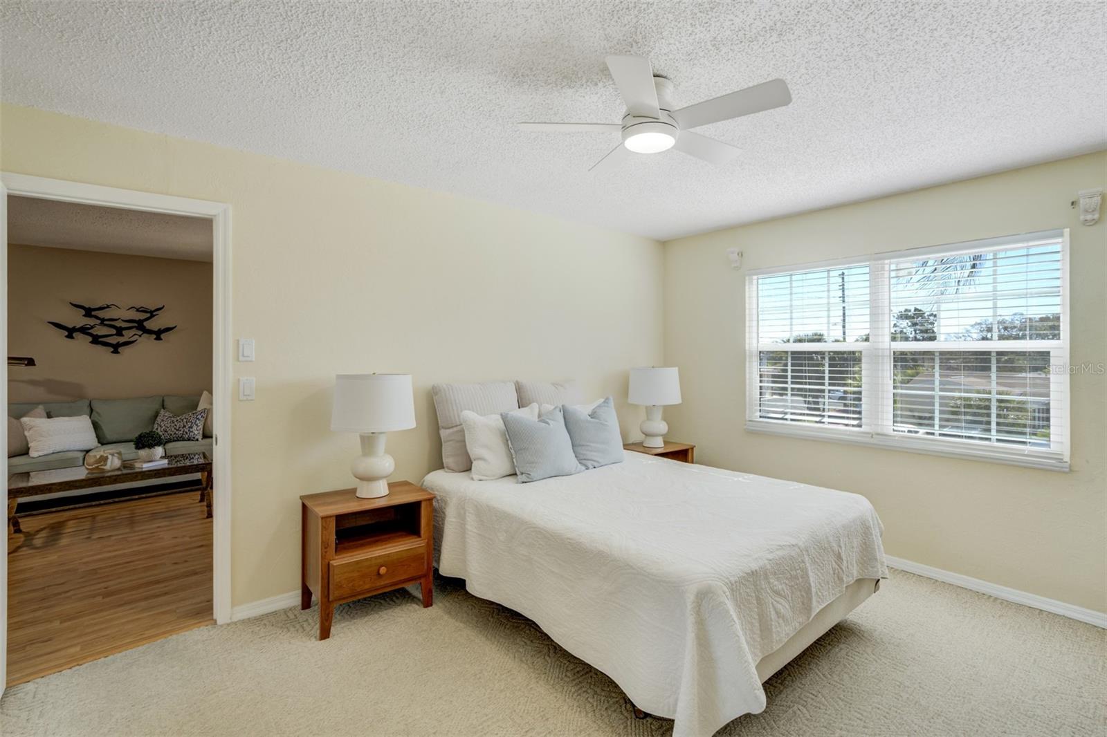 HARBOR POINTE CONDO - Residential