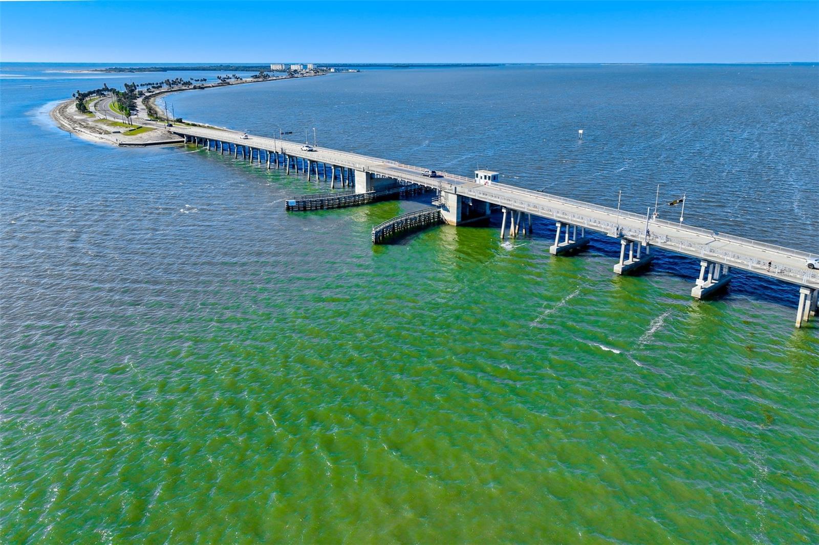 HARBOR POINTE CONDO - Residential