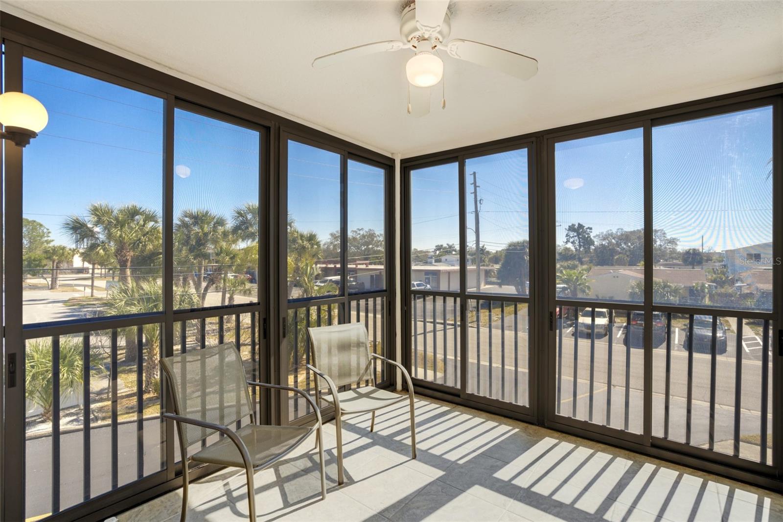 HARBOR POINTE CONDO - Residential