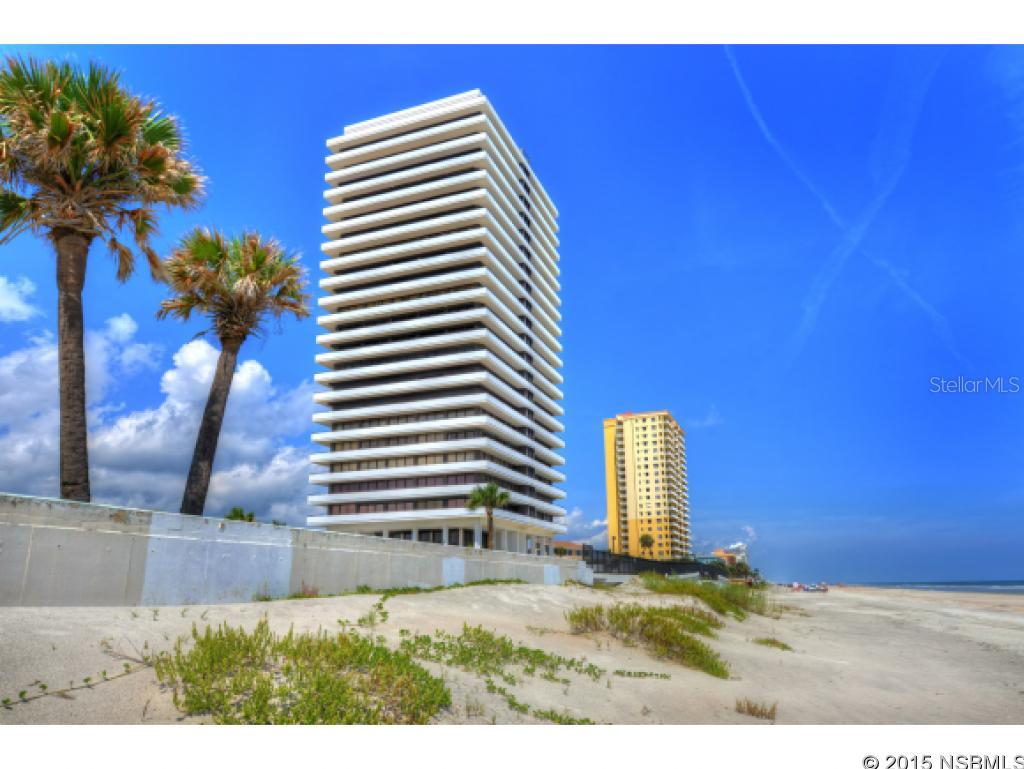 Aliki Forum Condo - Residential