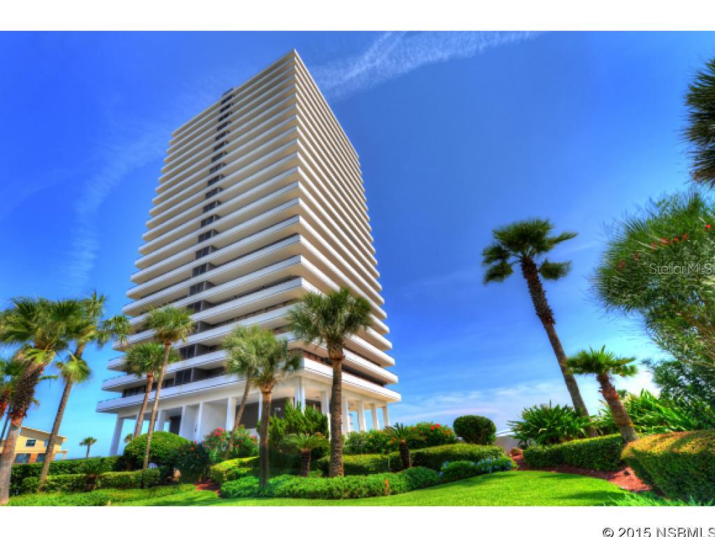 Aliki Forum Condo - Residential