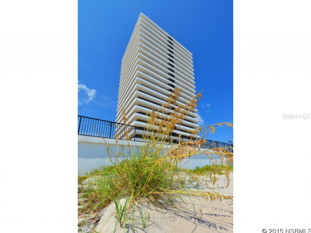 Aliki Forum Condo - Residential