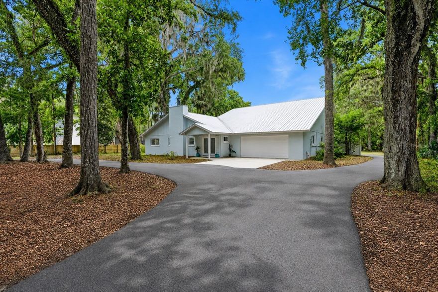 RARE 1-ACRE PRIVATE RETREAT IN THE HEART OF NSB! Fully renovated 5BR/3.5BA Discover the perfect blend of total privacy and city convenience. Tucked away at the end of a quiet, no-through-traffic street, this incredible property sits on over one full acre of land—a luxury that is almost impossible to find this close to everything.

Whether you are looking for a secluded family sanctuary or space to build your dream outdoor oasis, this massive lot offers endless possibilities. Best of all, the seller is offering a generous credit at closing! You can use this to significantly lower your "cash to close" or buy down your interest rate for a much lower monthly payment.

Enjoy peace and quiet with no passing cars, all while being just minutes from the world-famous New Smyrna beaches, the Canal Street Historic District, and local shopping. This is the rare "hidden gem" you’ve been waiting for. Schedule your private tour today!