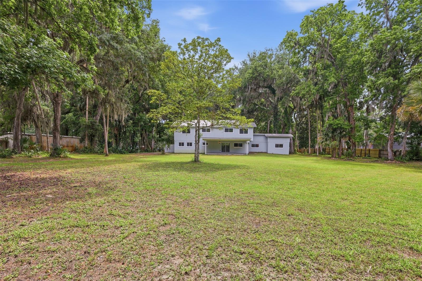 555 WILDWOOD DRIVE