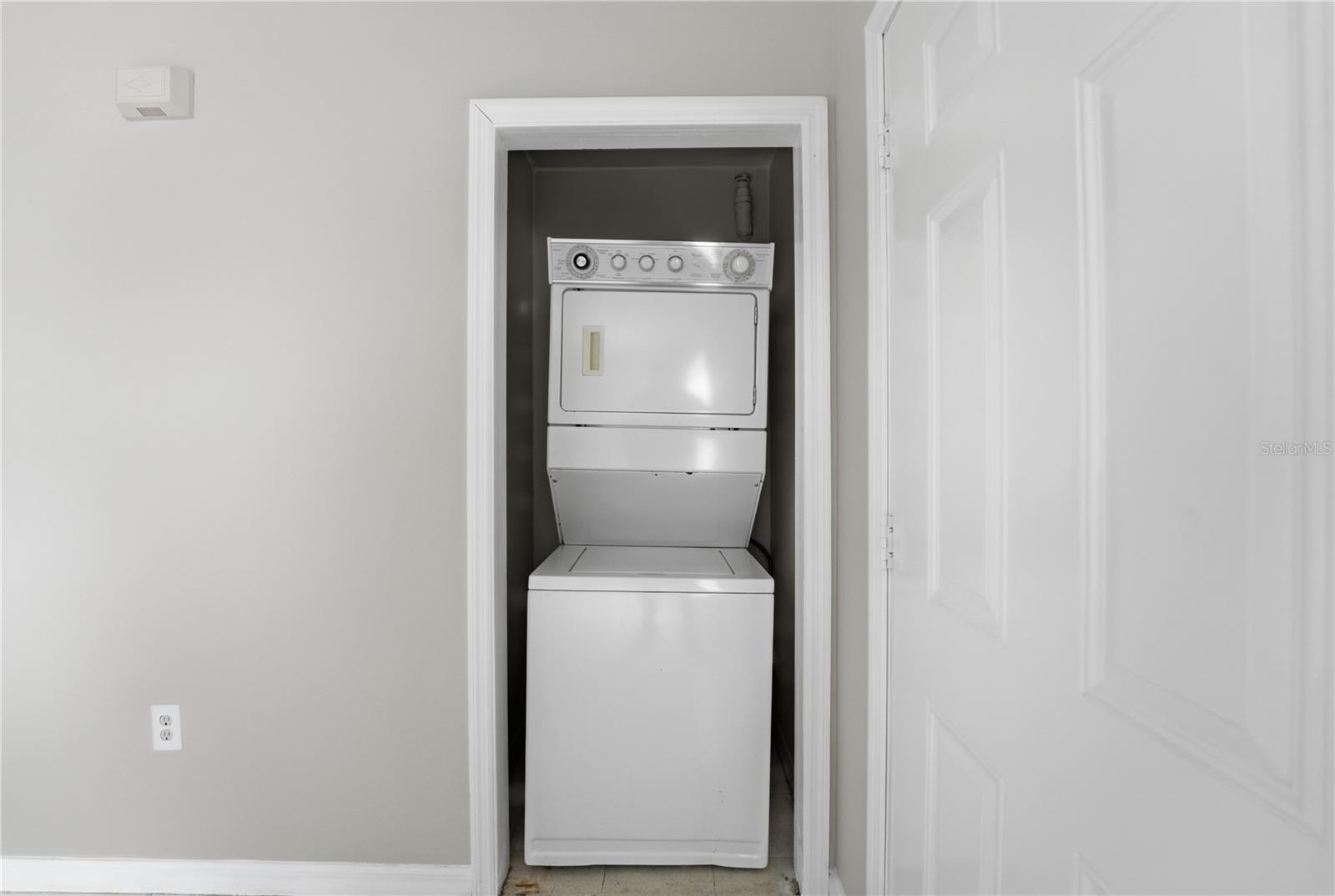 LARAMORE SUB - Residential Income