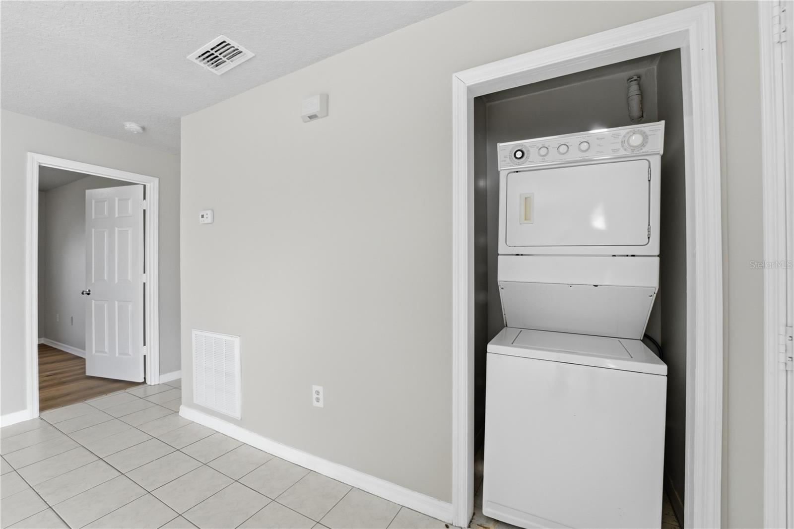 LARAMORE SUB - Residential Income