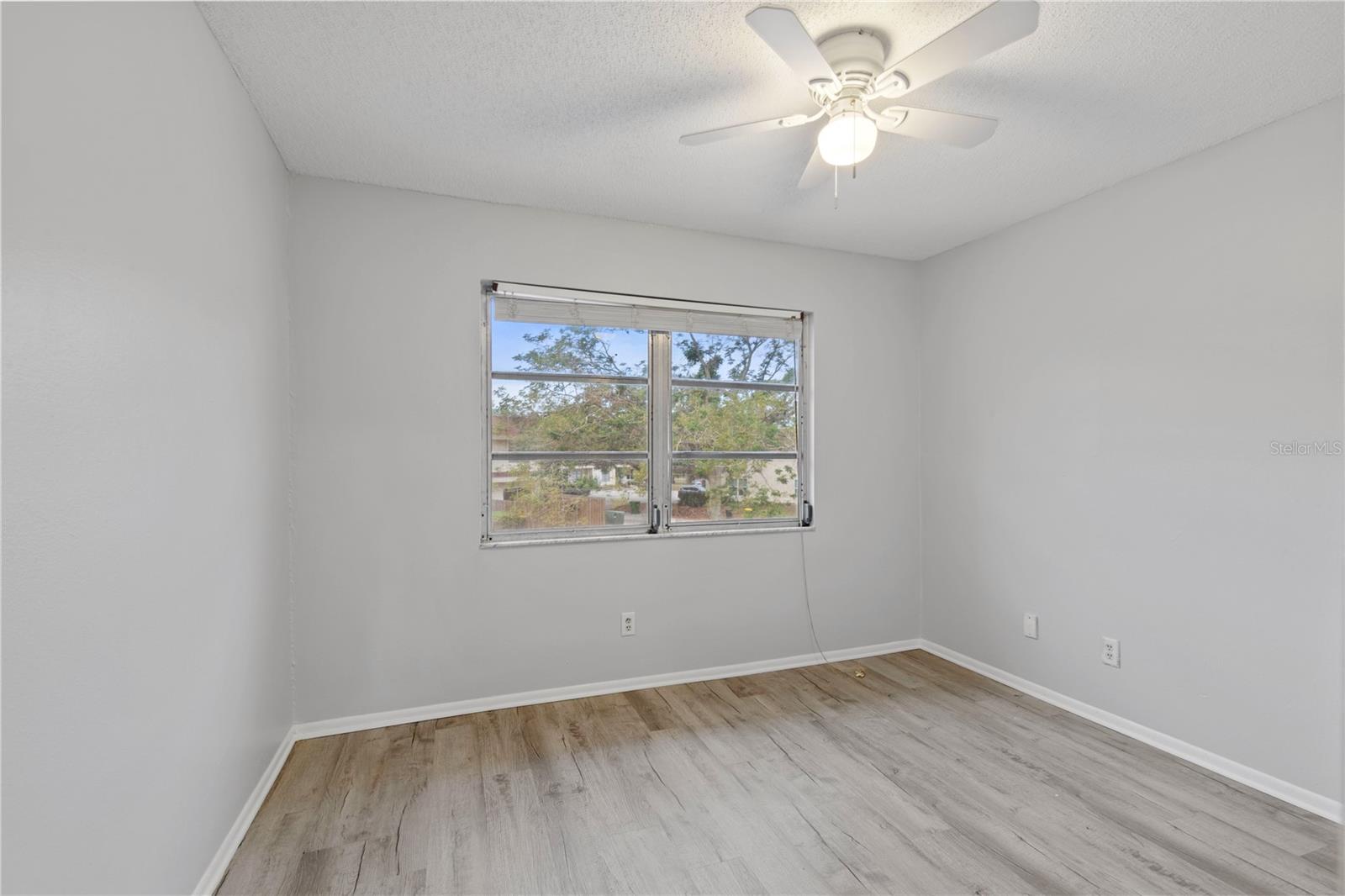 FAIRWAY OAKS - Residential