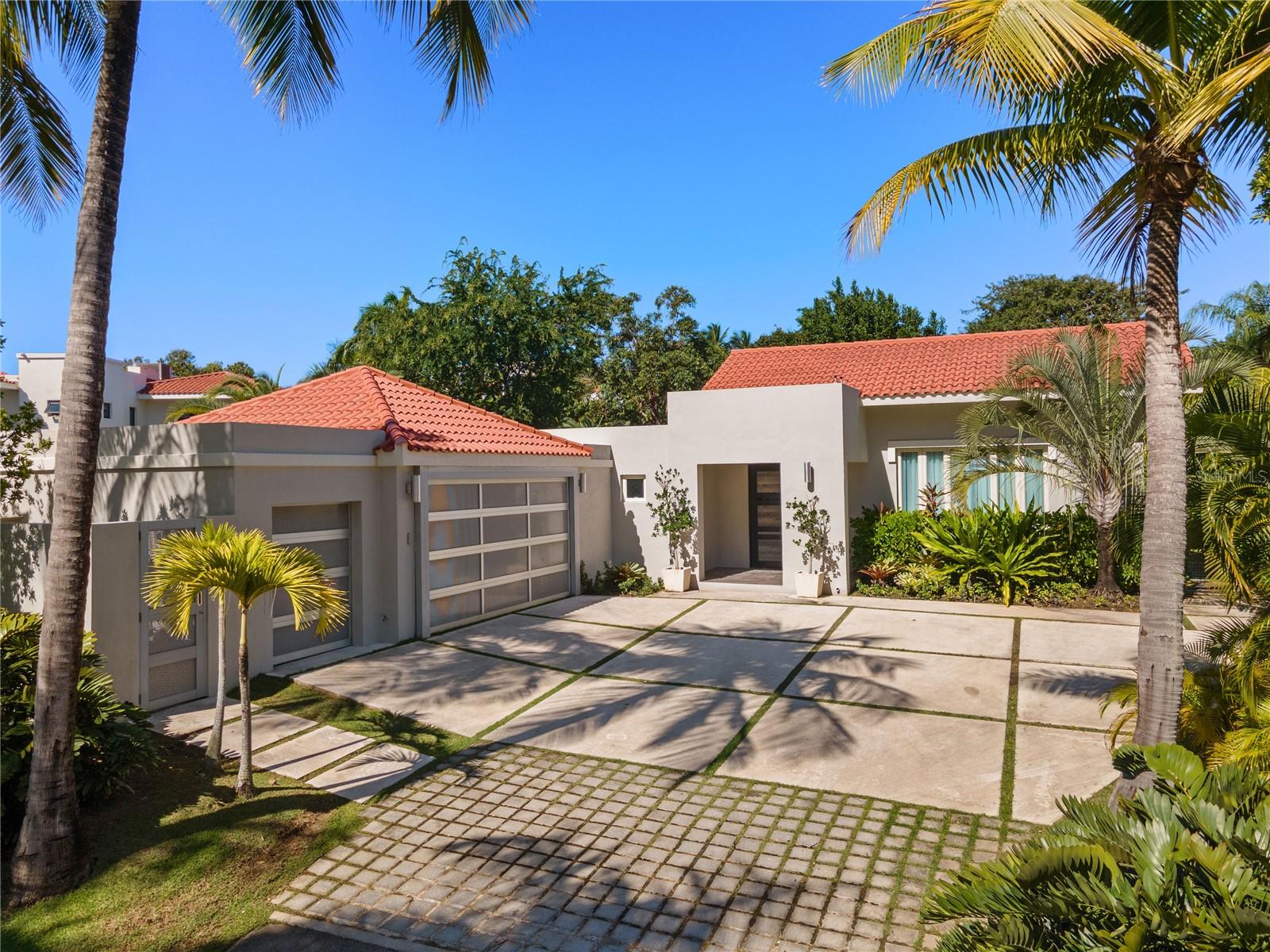 Discover your new oasis in Dorado Beach East, Puerto Rico! This luxurious property boasts a spacious lot size of 1161.35m2, providing ample space for your private paradise. With a build size of approximately 4,300 total SqFt, this home embraces the concept of open living, creating a seamless flow between its well-appointed spaces.
Indulge your culinary senses in the kitchen adorned with custom Italian marble cabinets, where SubZero and Wolf appliances await your culinary creations.
The residence features 4 bedrooms and 3.5 bathrooms, providing comfort and privacy for all occupants. The masterfully designed pool area invites you to relax and unwind, complemented by an expansive terrace that sets the stage for outdoor entertainment and enjoyment.
As an added bonus, discover a charming casita with its own bathroom and kitchenette, offering versatility and potential for guest accommodation or office space. This property is not just a house; it's a lifestyle, offering a perfect blend of sophistication, functionality, and relaxation in the heart of Dorado Beach East. Welcome home!
