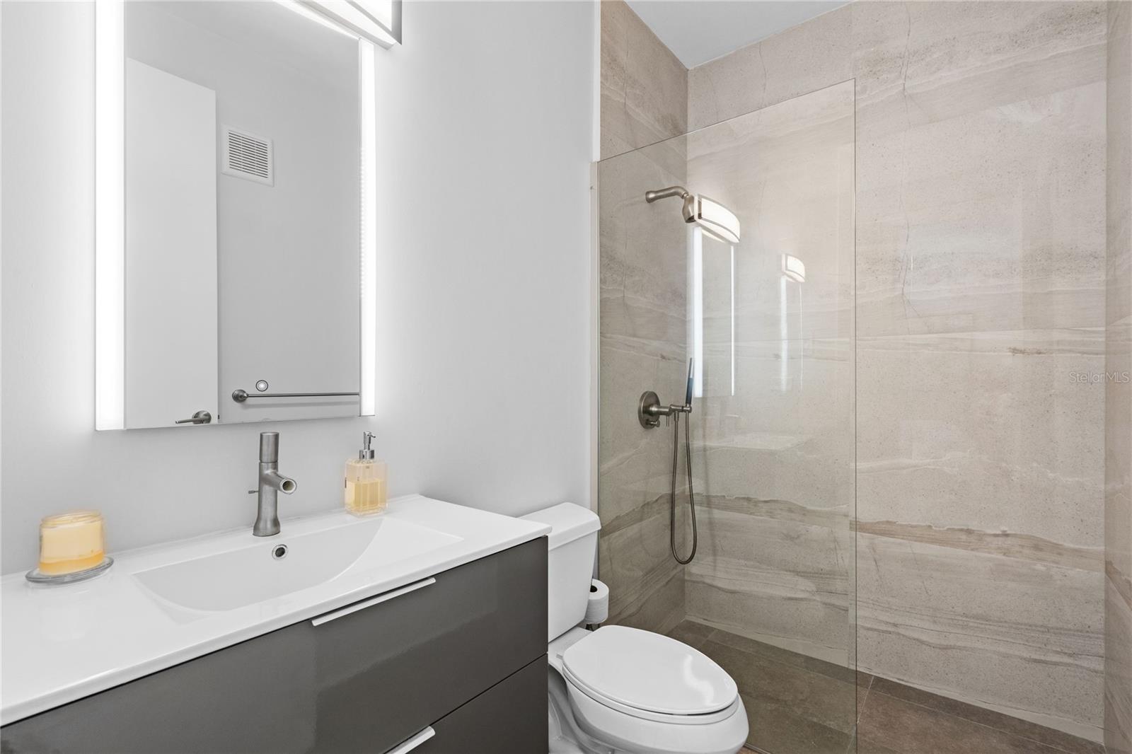 DORADO BEACH EAST - Residential