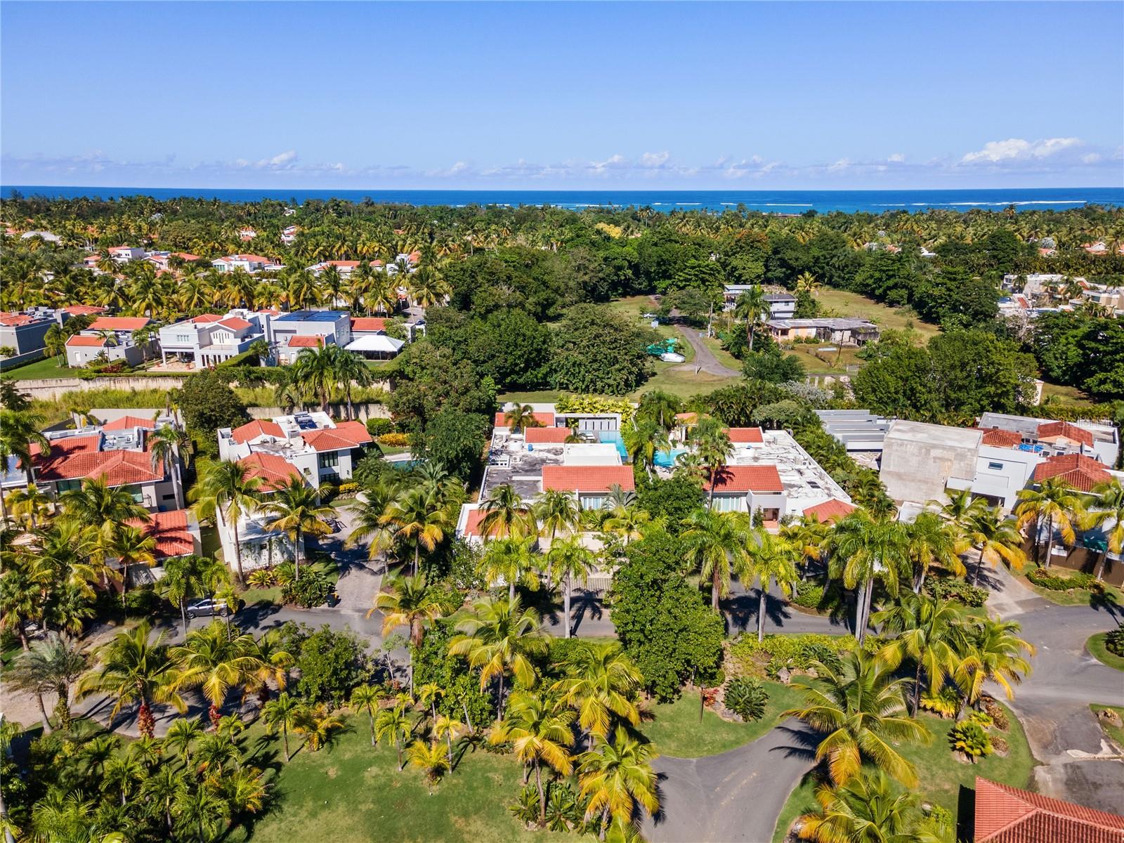 DORADO BEACH EAST - Residential