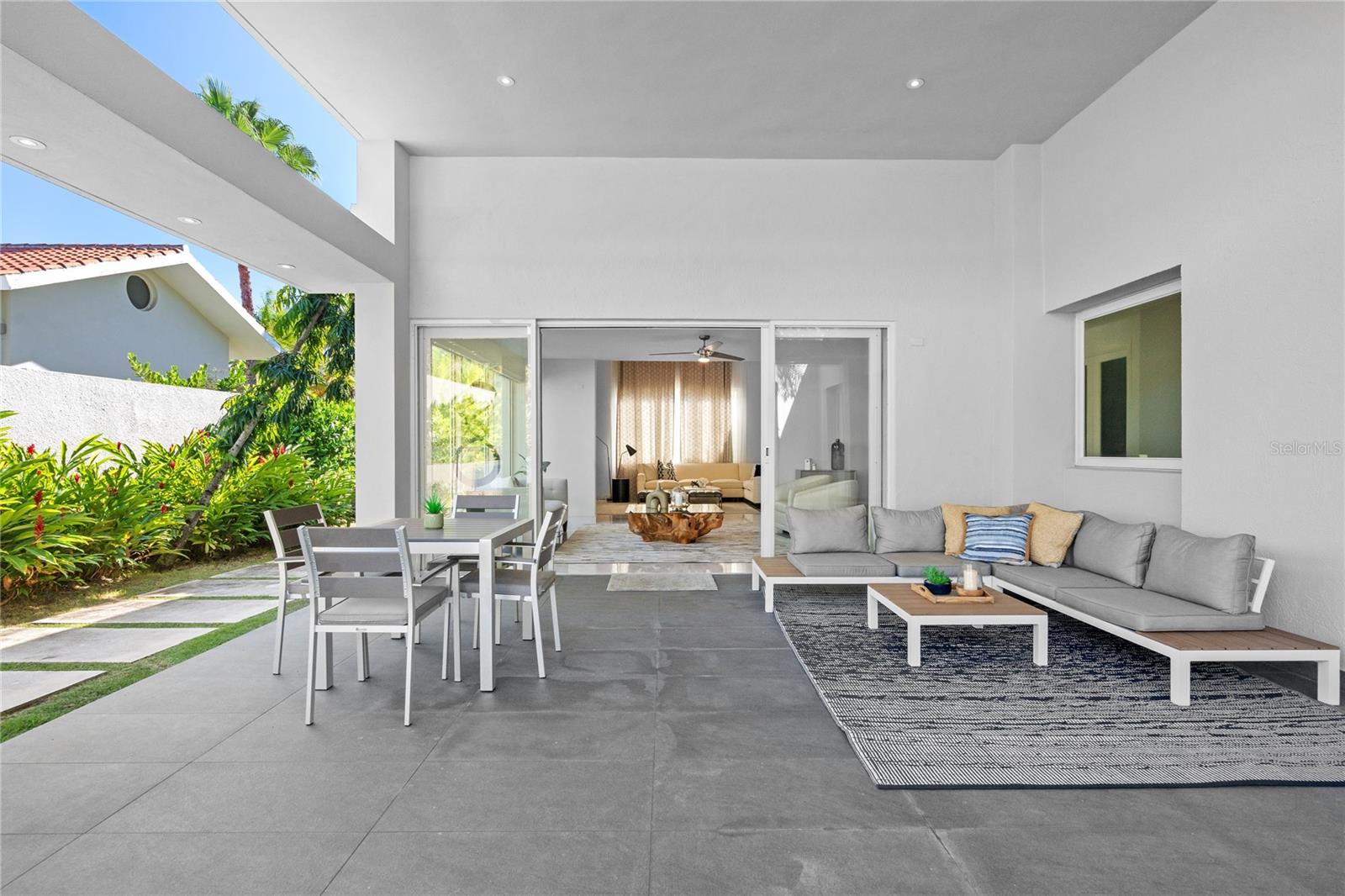 DORADO BEACH EAST - Residential