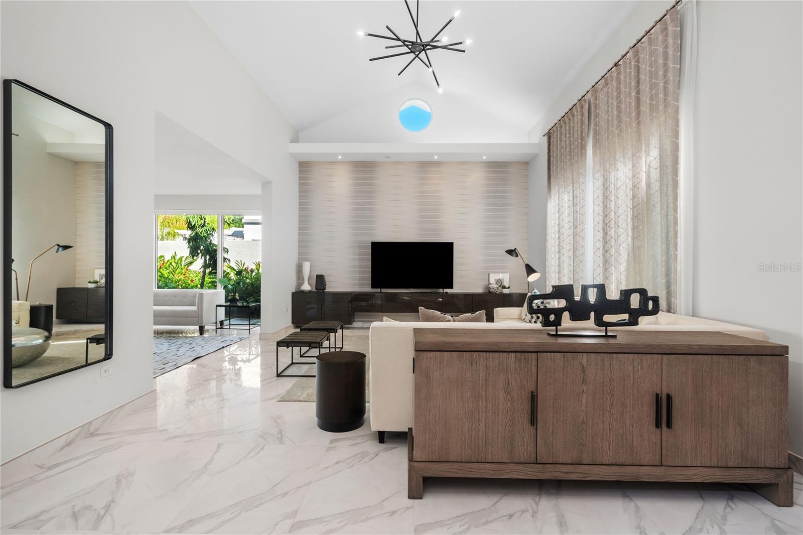 DORADO BEACH EAST - Residential