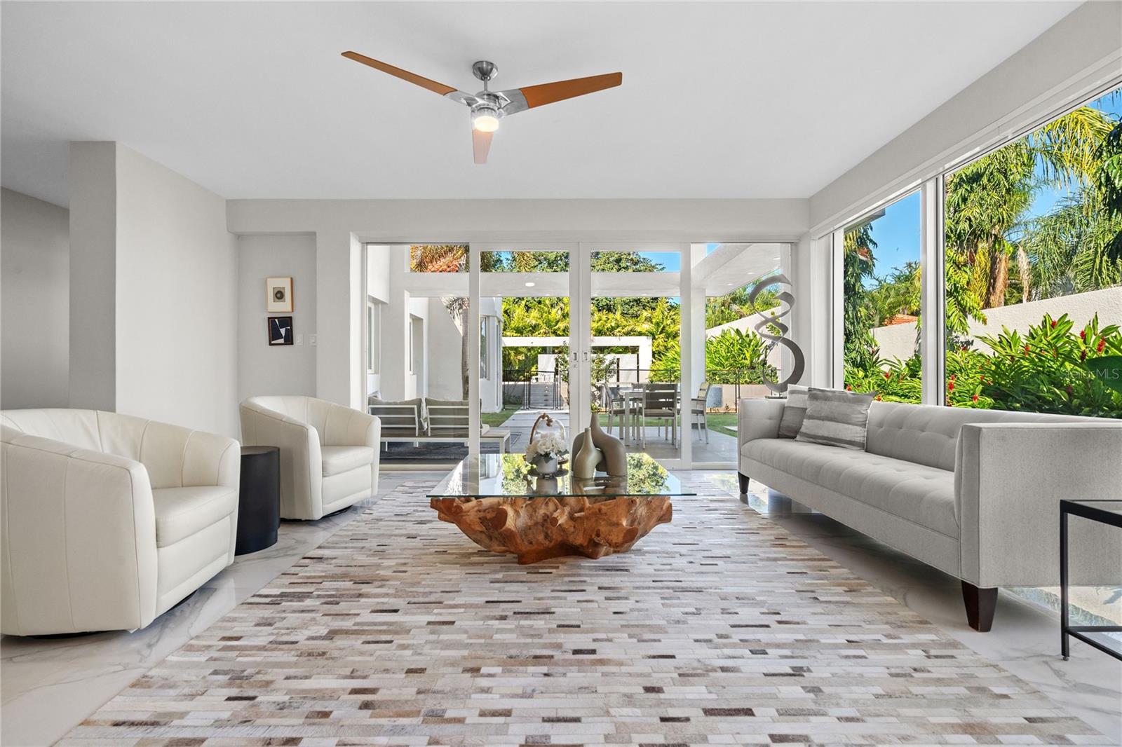 DORADO BEACH EAST - Residential