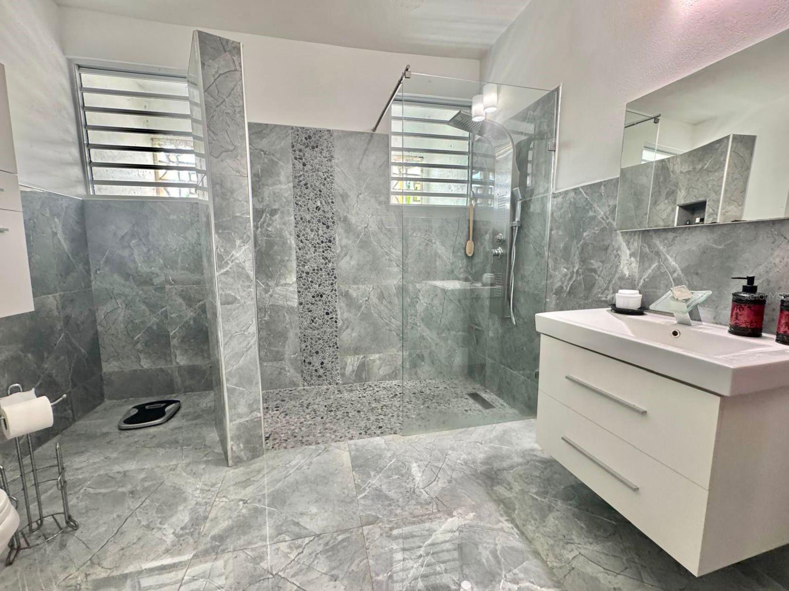 VICTOR BRAEGGER - Residential