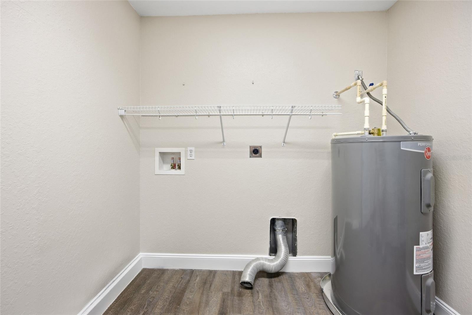 MAGNOLIA SHORES - Residential