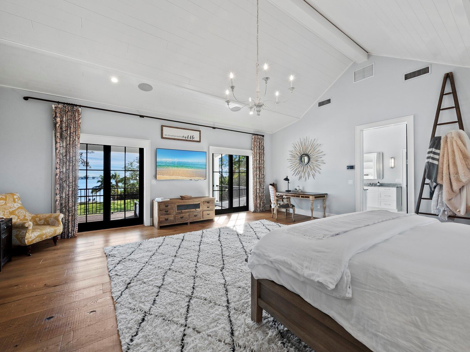 PALMA SOLA BAY - Residential