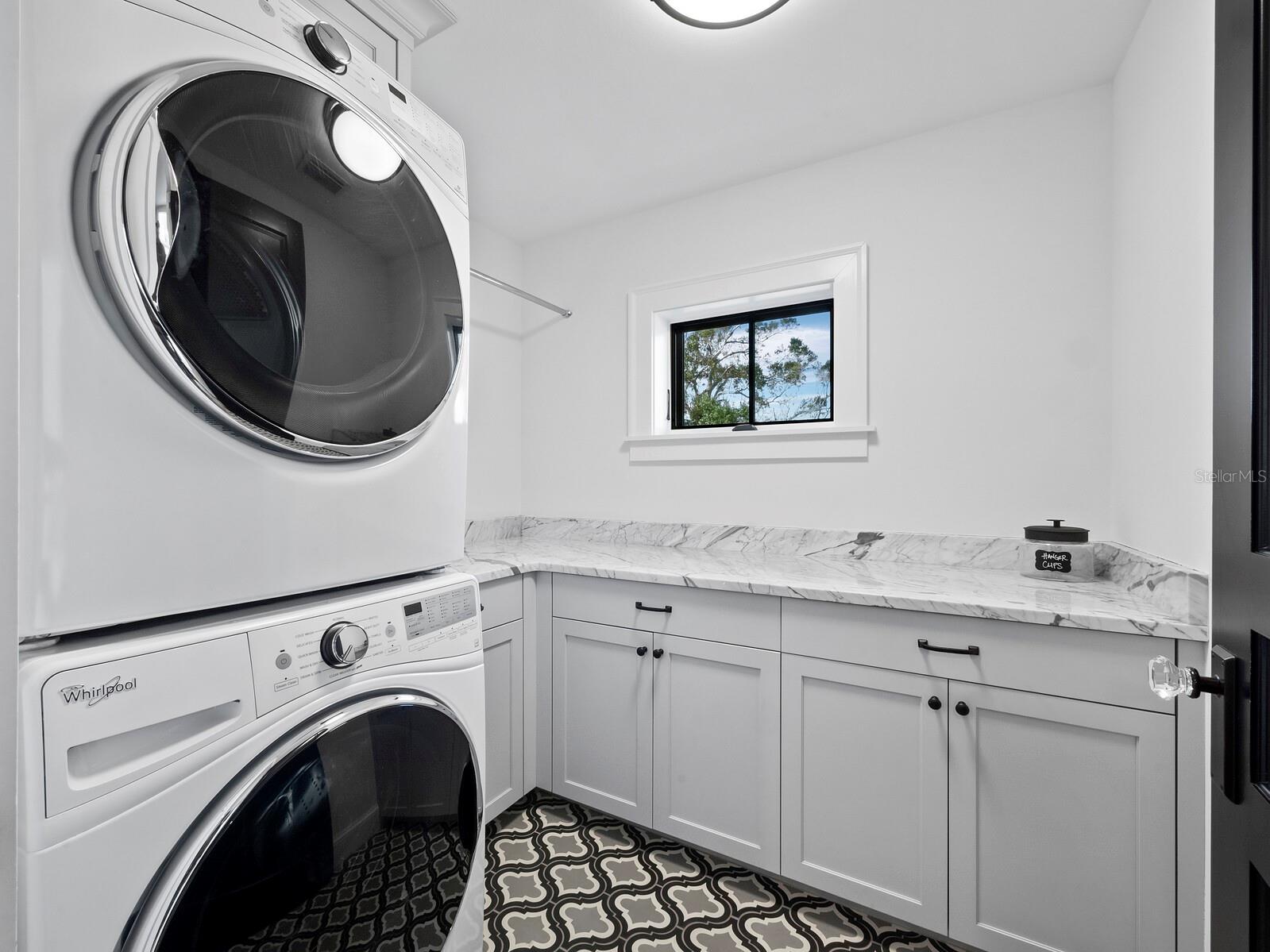 PALMA SOLA BAY - Residential