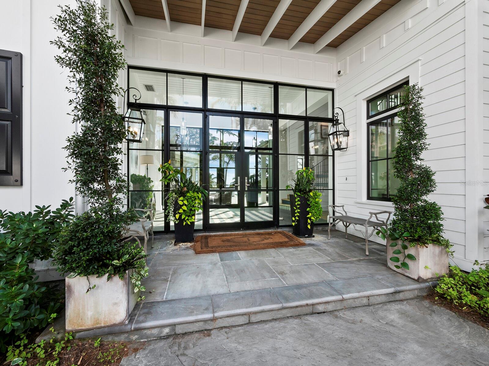 PALMA SOLA BAY - Residential