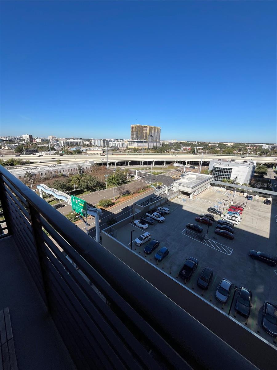 GRAND CENTRAL AT KENNEDY RESID - Residential Lease