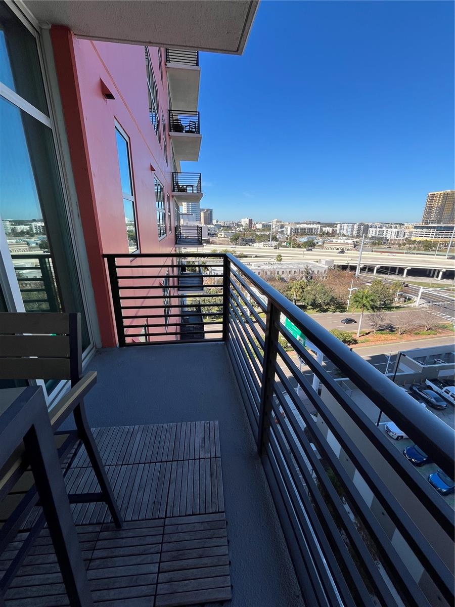 GRAND CENTRAL AT KENNEDY RESID - Residential Lease