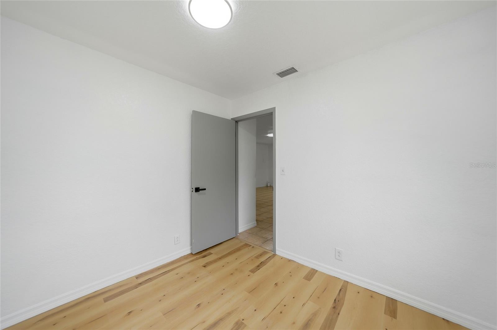 GENES LITTLE ACRES - Residential