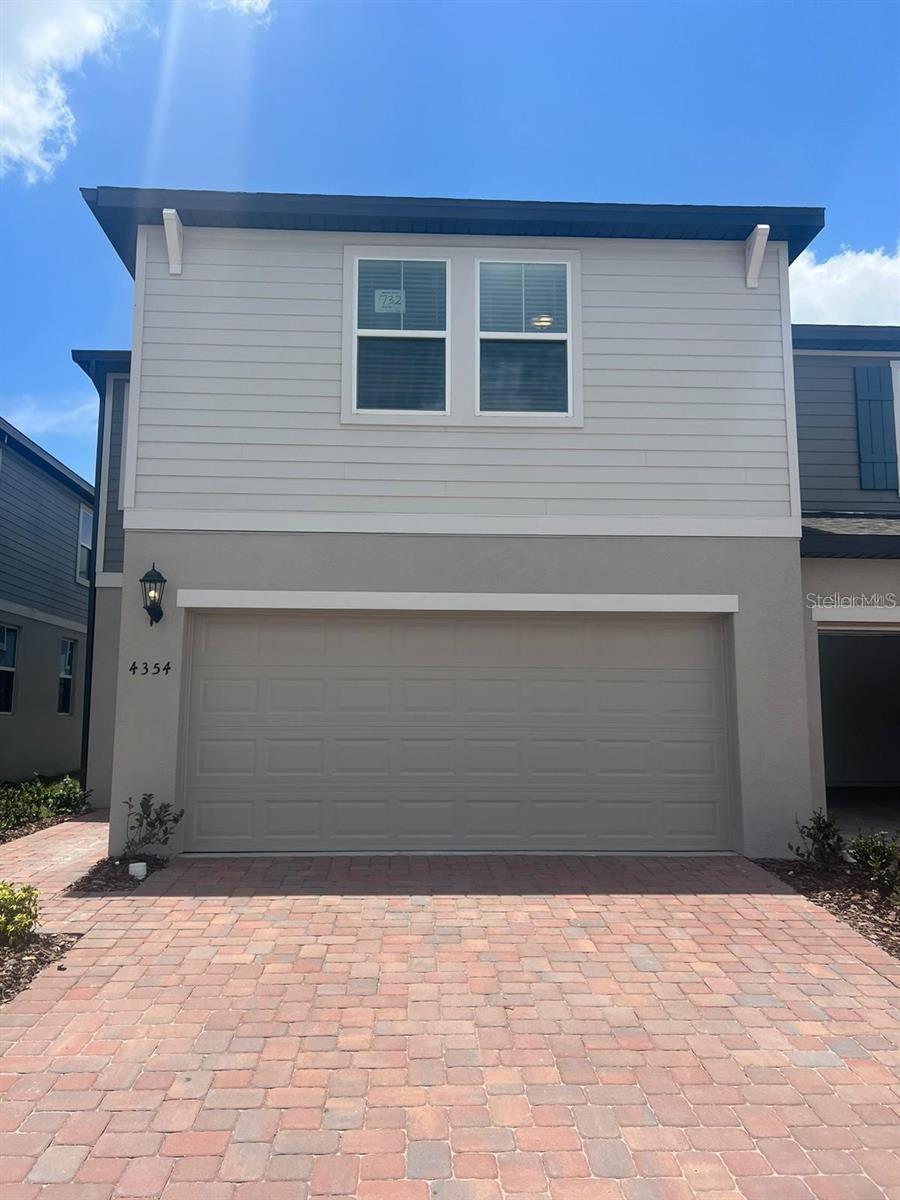 One or more photo(s) has been virtually staged. charming and well-kept property nestled in a quiet Orlando neighborhood. This inviting home offers a bright layout, spacious living areas, and a functional kitchen designed for everyday comfort. Enjoy the ease of access to major highways, shopping centers, and dining options — all while living in a peaceful residential setting.
Whether you're seeking convenience, tranquility, or both, this home delivers. Schedule your visit today and experience what makes 4354 Restful St a standout rental opportunity!