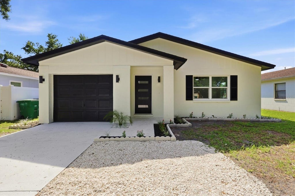 Photo of 6413 S Englewood Avenue, Tampa, FL 33611 (MLS # N6145446)