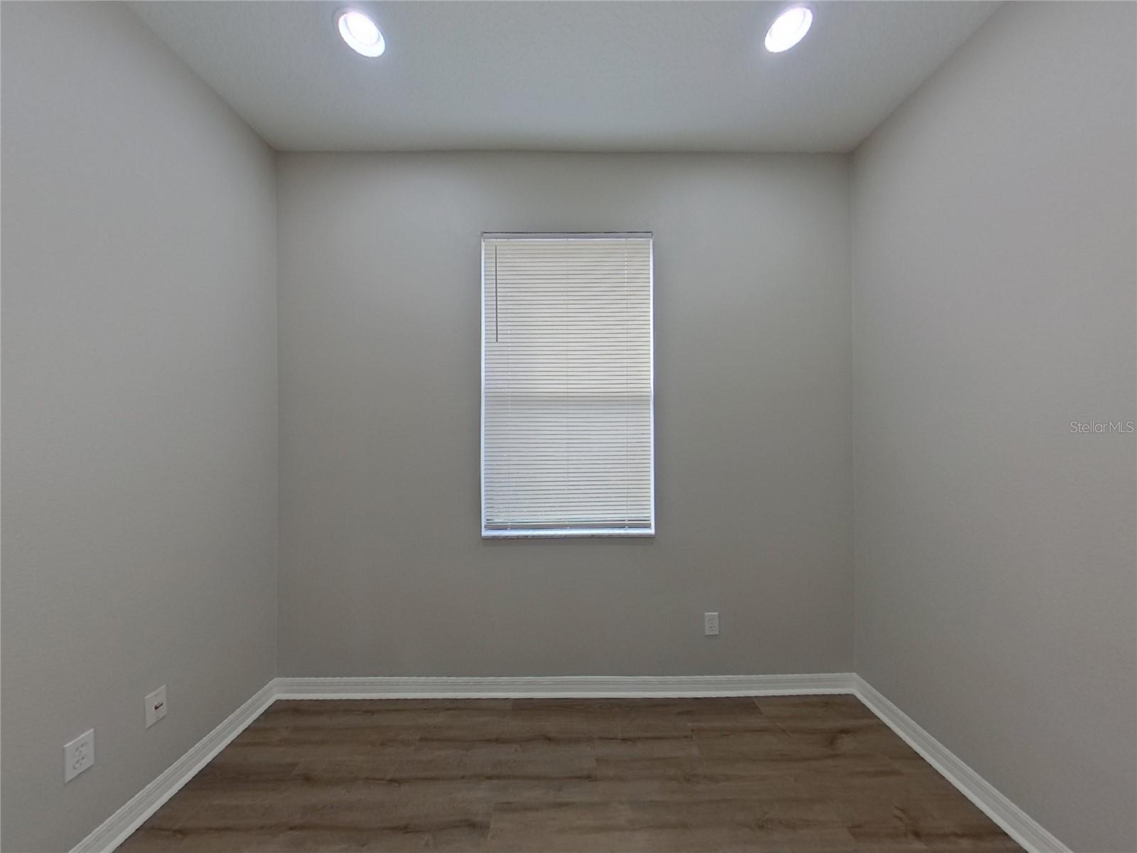 RESERVE AT LAKE MARY - Residential Lease