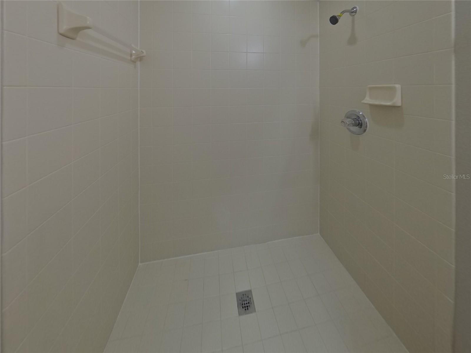 RESERVE AT LAKE MARY - Residential Lease