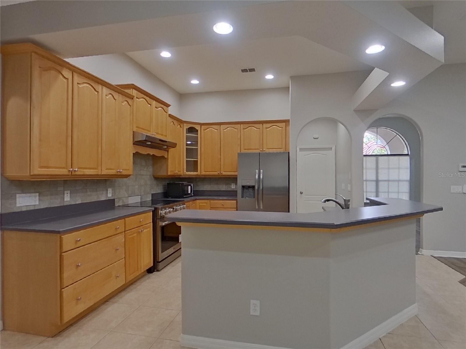 RESERVE AT LAKE MARY - Residential Lease