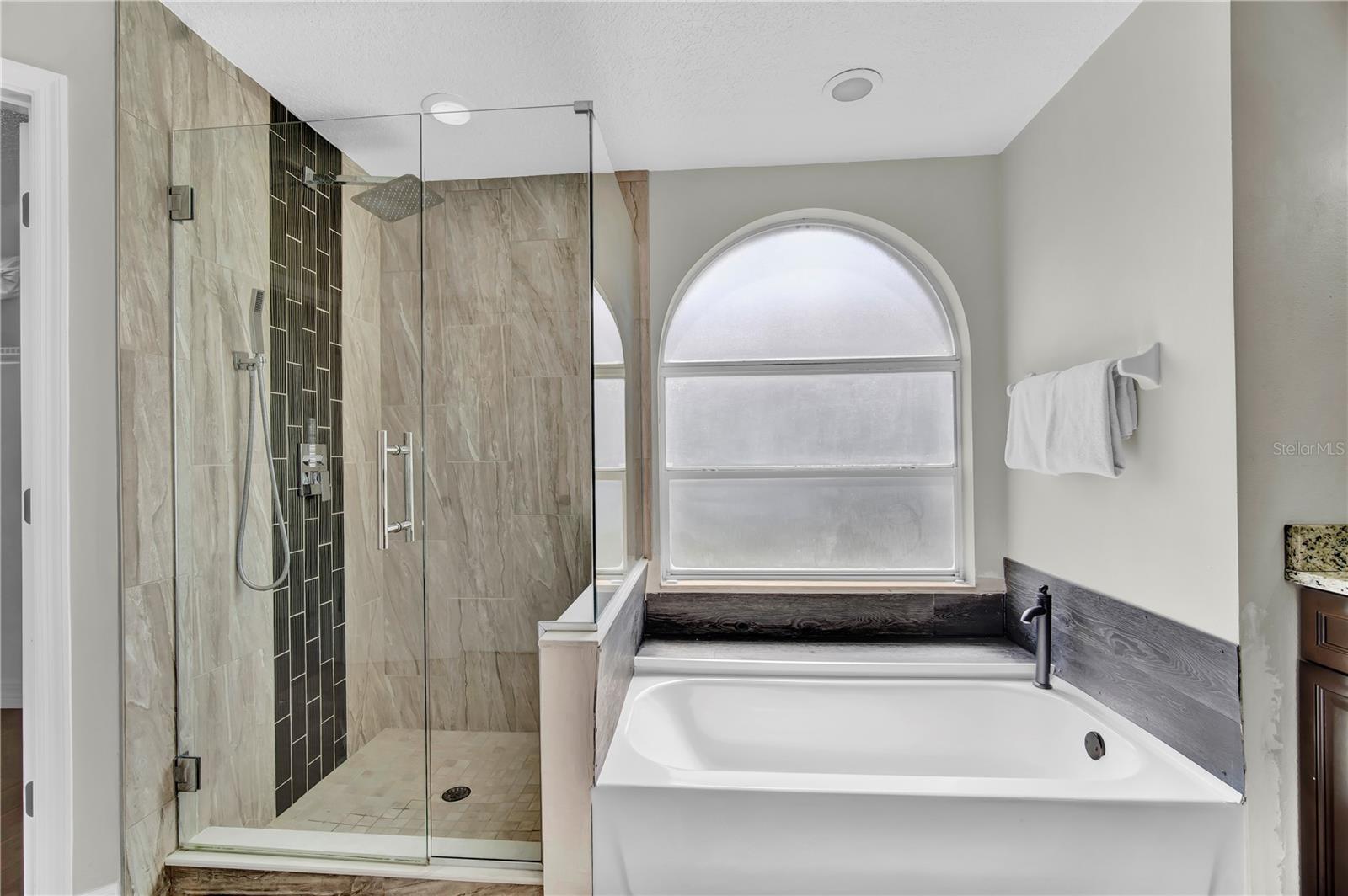 LAKE DAVENPORT ESTATES - Residential