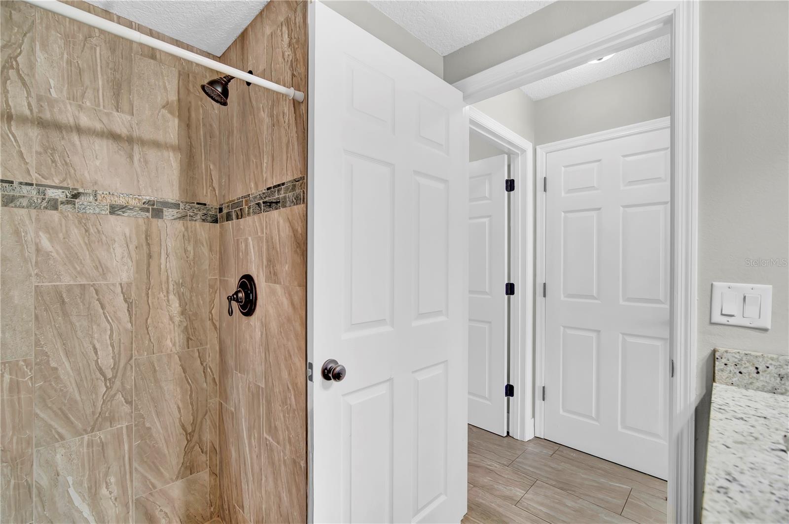 LAKE DAVENPORT ESTATES - Residential