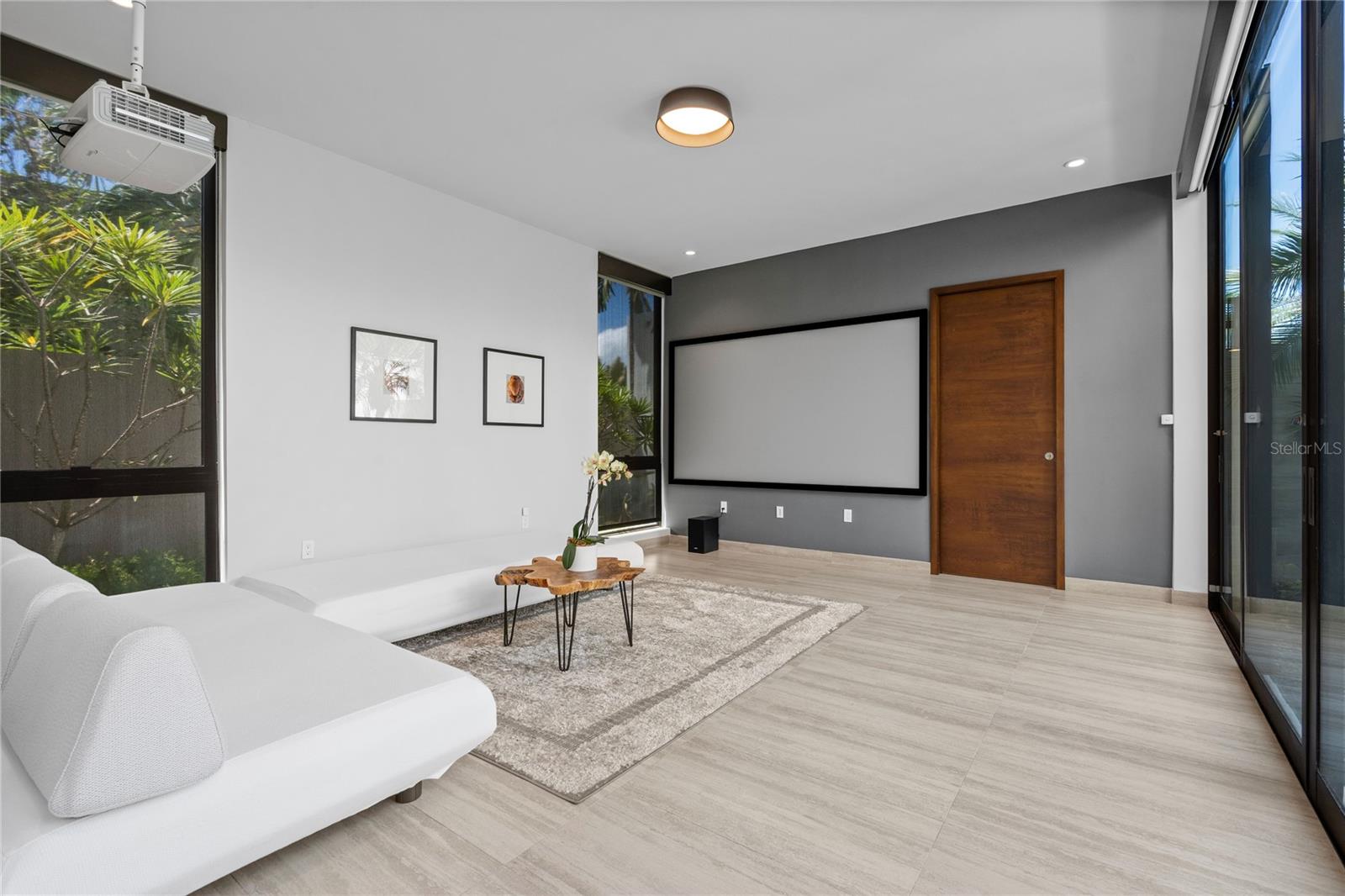 THE ENCLAVE AT DORADO RESORT - Residential
