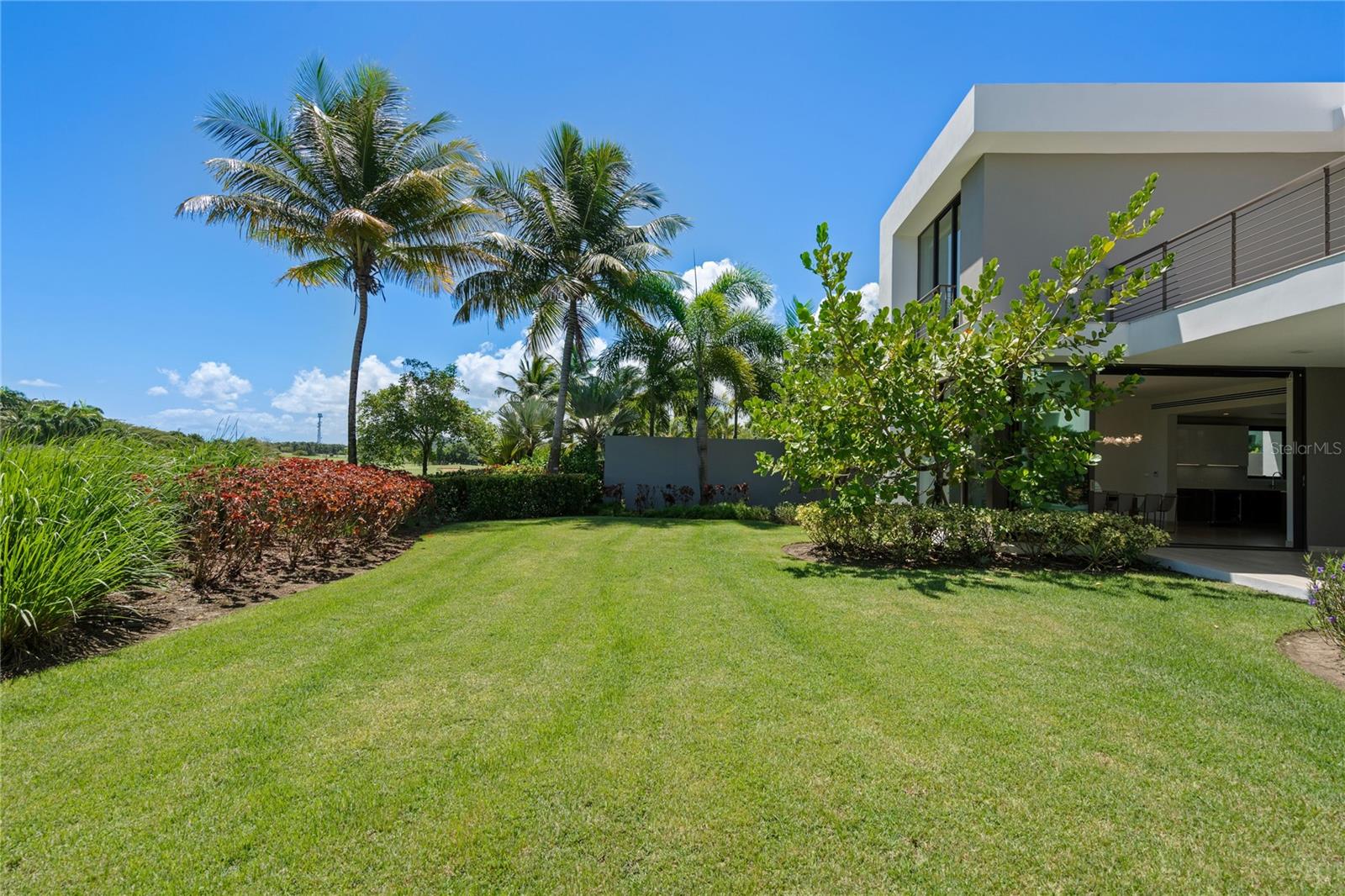 THE ENCLAVE AT DORADO RESORT - Residential