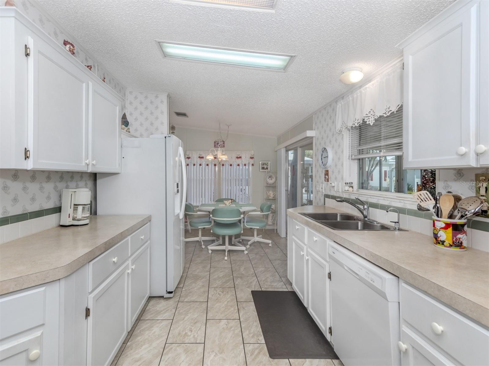 RIVERWALK MHP CO-OP - Residential