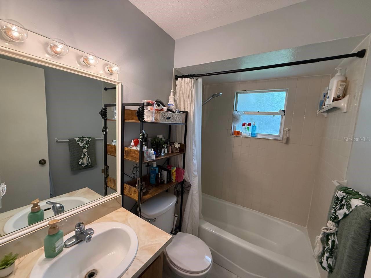 UNPLATTED - Residential Lease