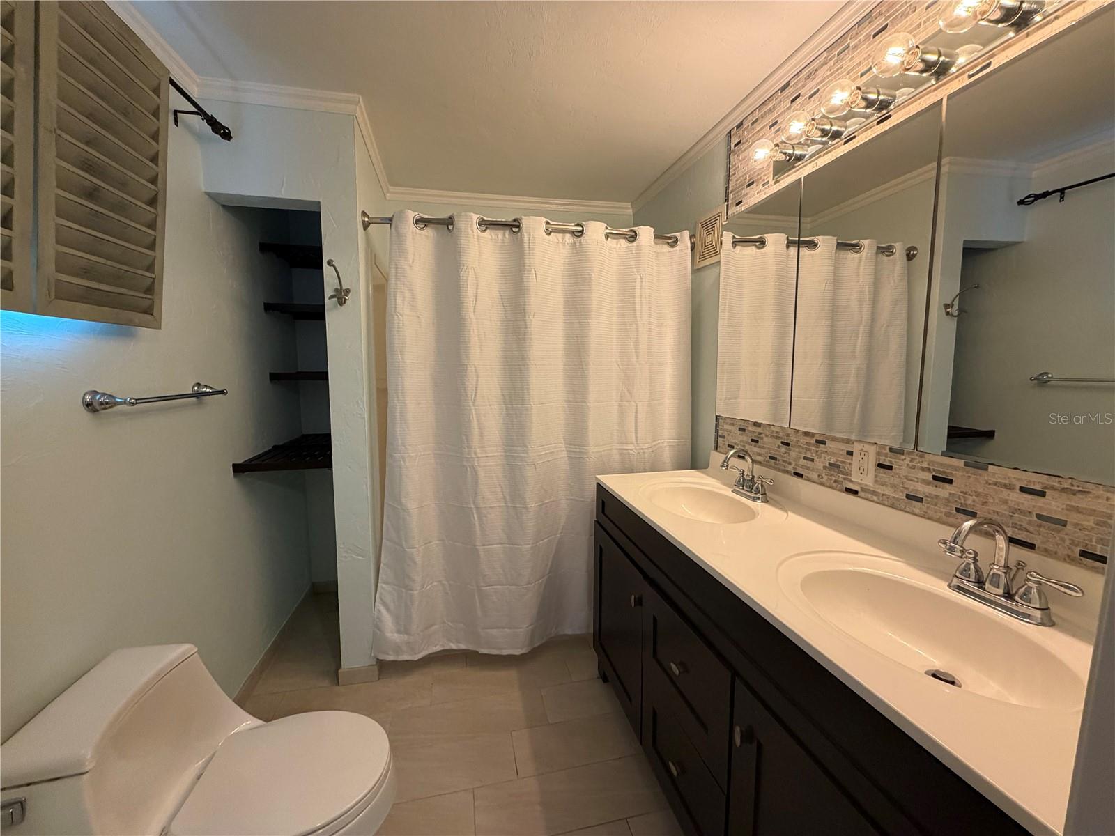 701 SW 28TH STREET