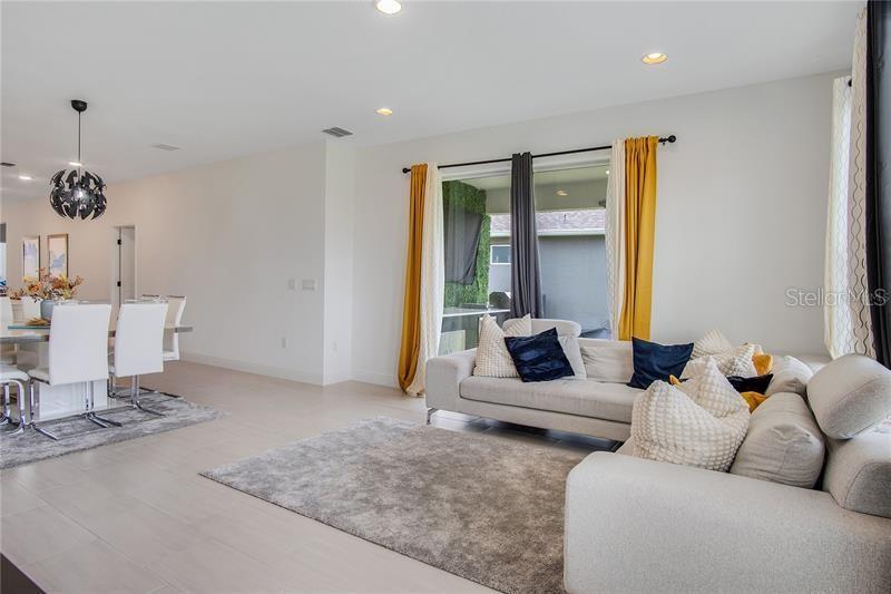 POITRAS EAST N-7 - Residential