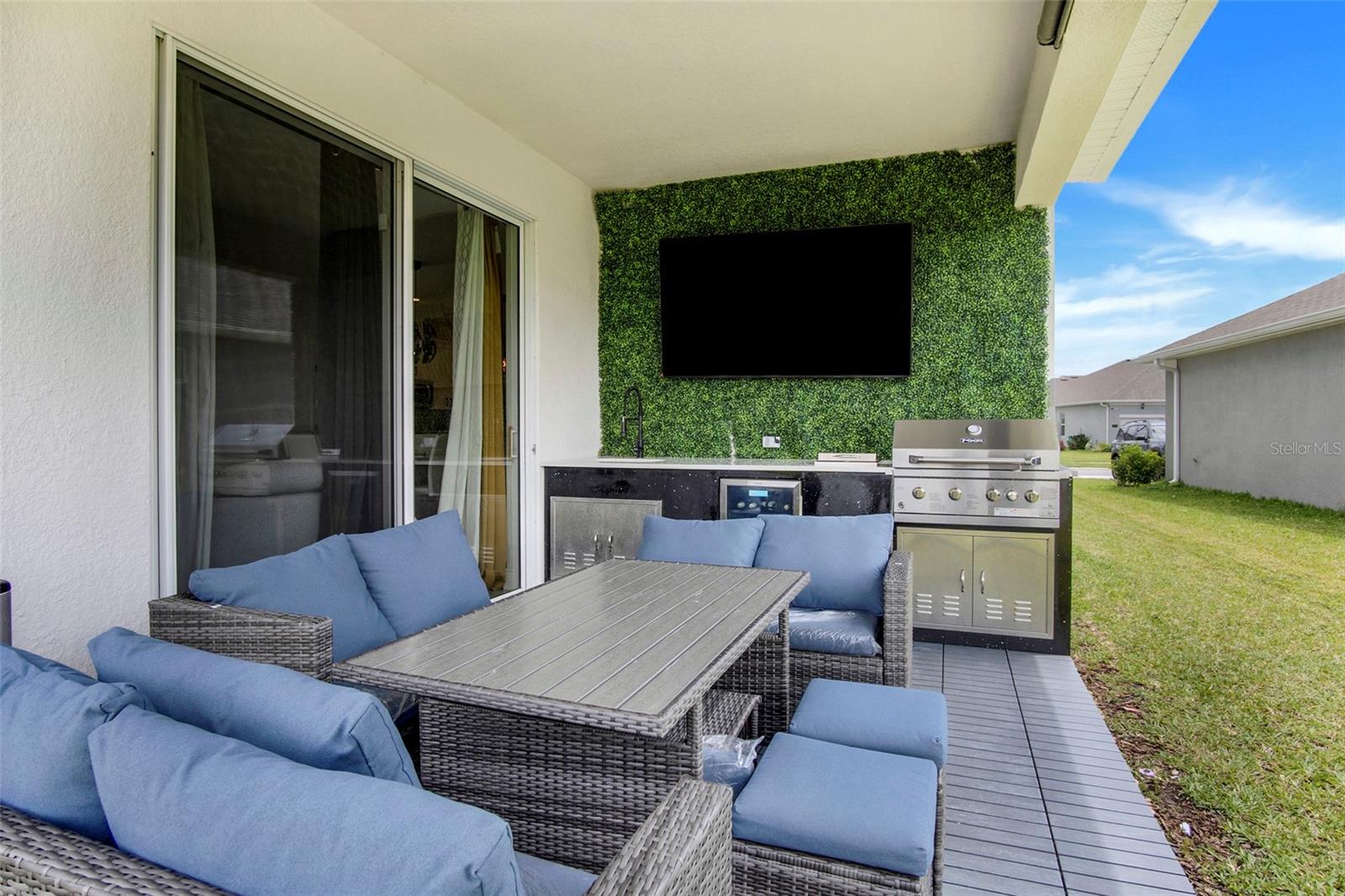 POITRAS EAST N-7 - Residential