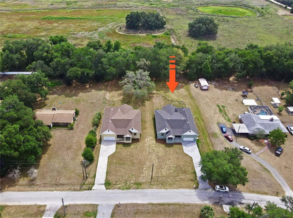 Photo of 12484 Green Oak Lane, Dade City, FL 33525 (MLS # TB8434695)