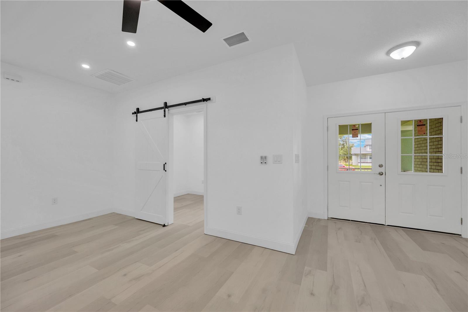 HICKORY HILL ACRES - Residential