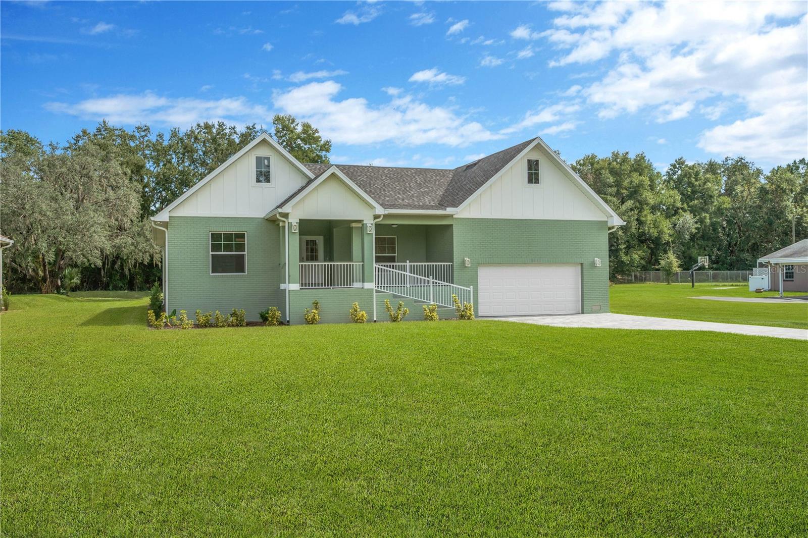 HICKORY HILL ACRES - Residential