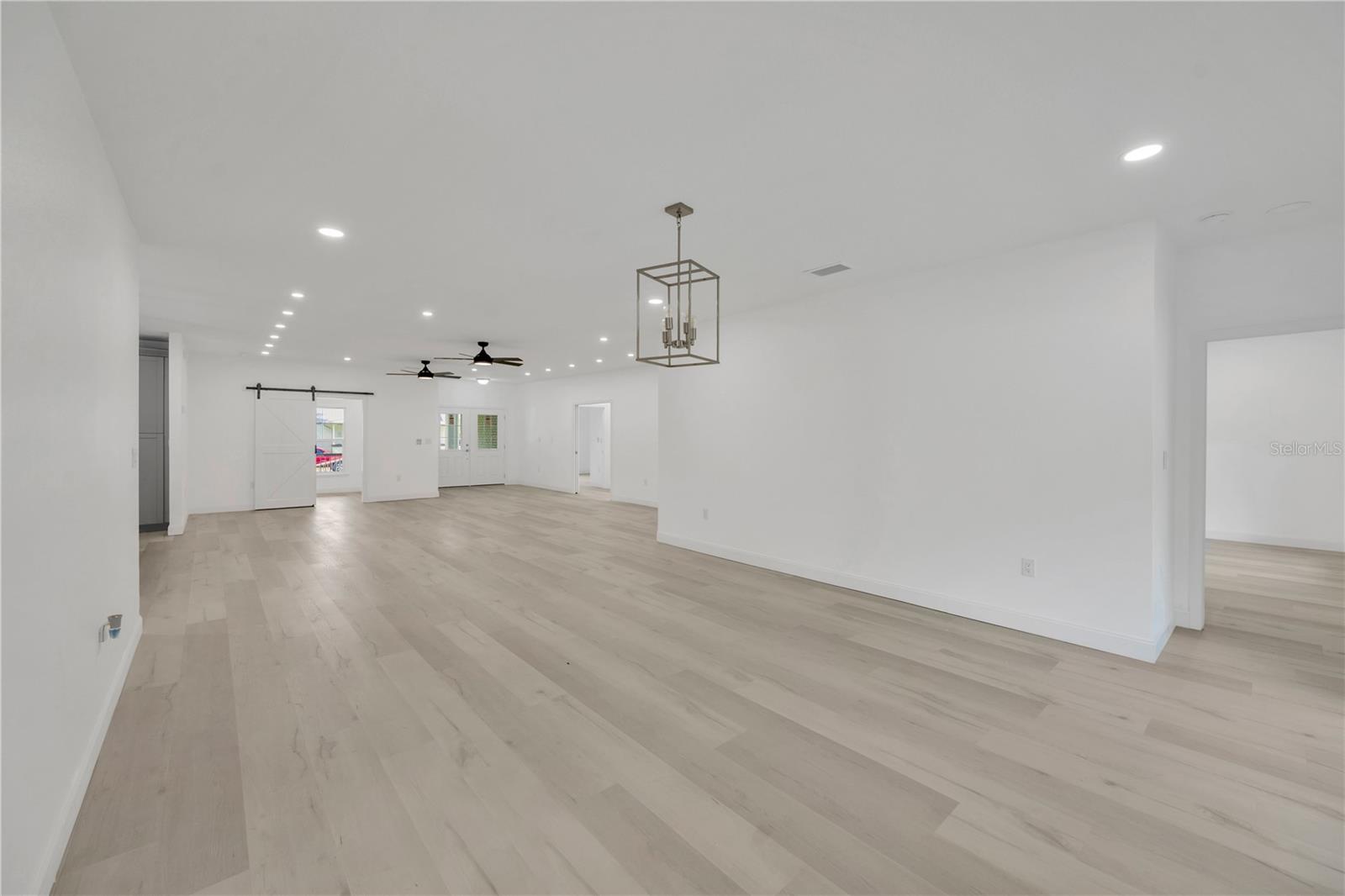 HICKORY HILL ACRES - Residential