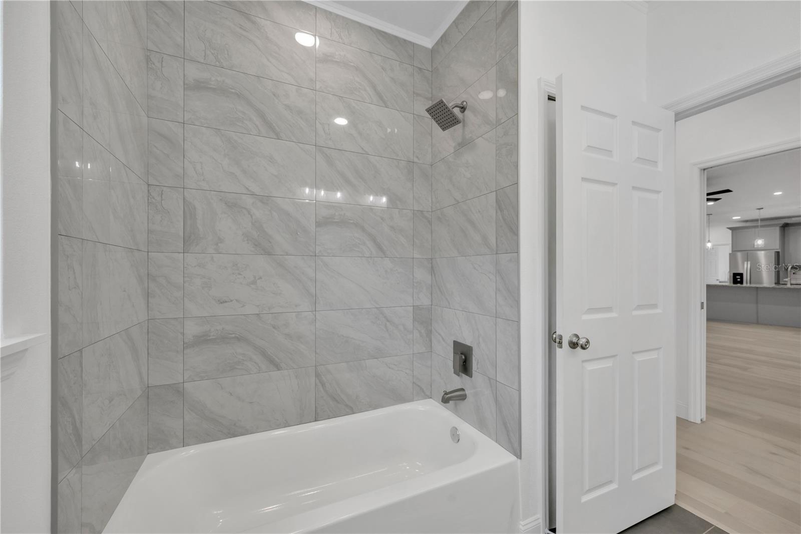 HICKORY HILL ACRES - Residential