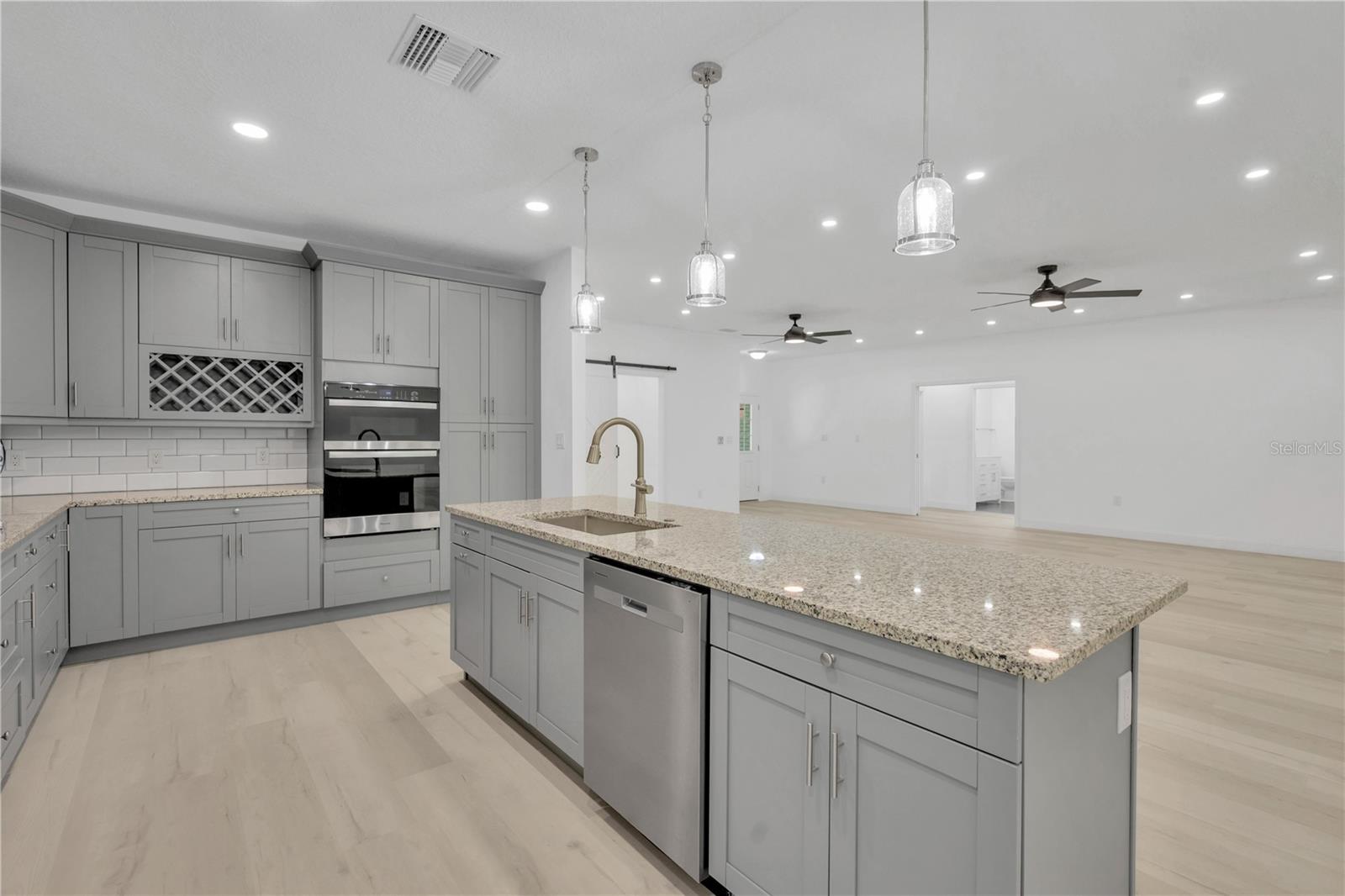 HICKORY HILL ACRES - Residential