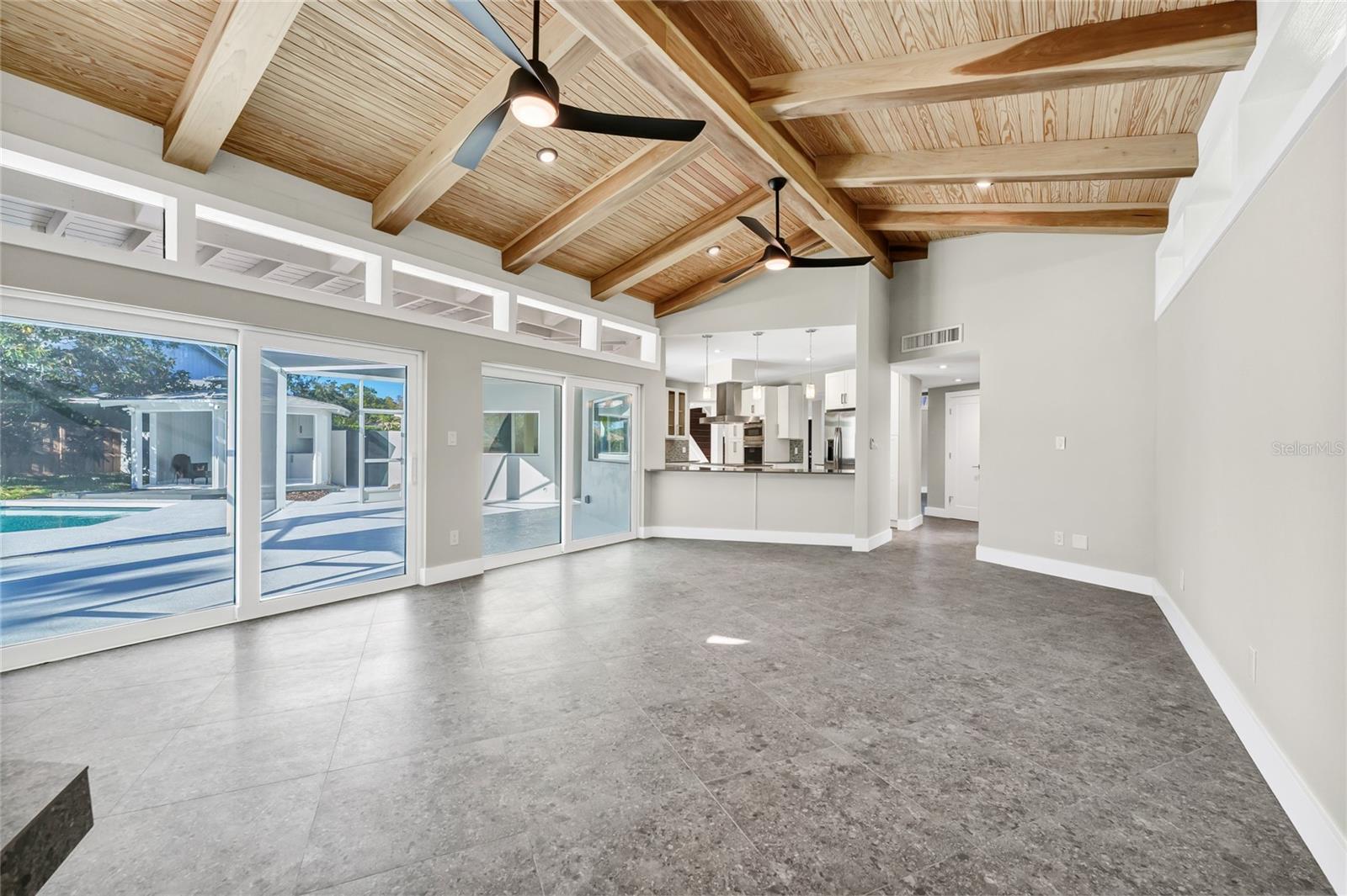 BAY HILL SEC 04 - Residential