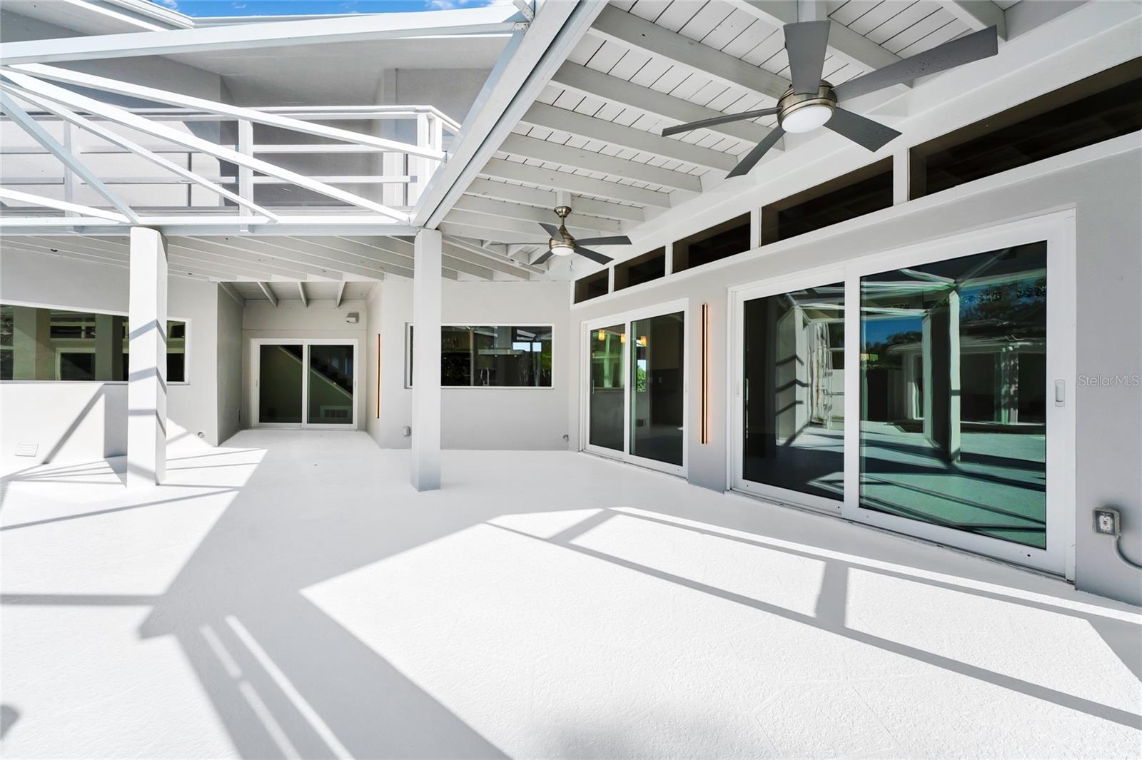 BAY HILL SEC 04 - Residential