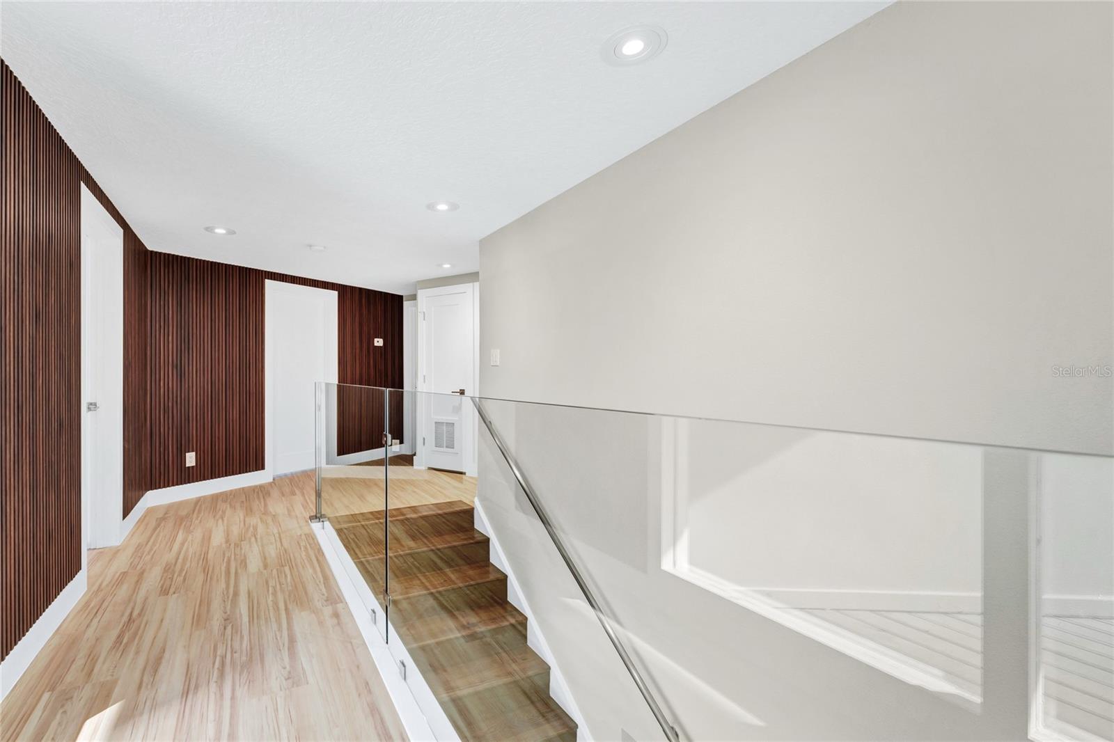 BAY HILL SEC 04 - Residential